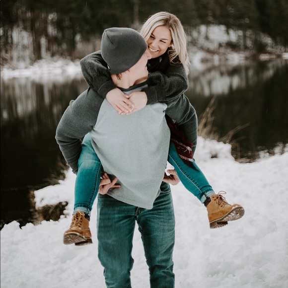 Meet your posher, Paige - Picture 3 of 7